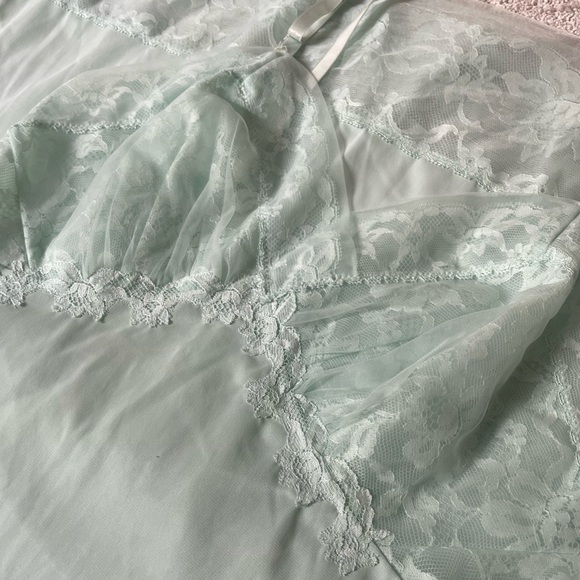 Vintage 60’s Vanity Fair Made in USA Mint Green Slip - Picture 16 of 16